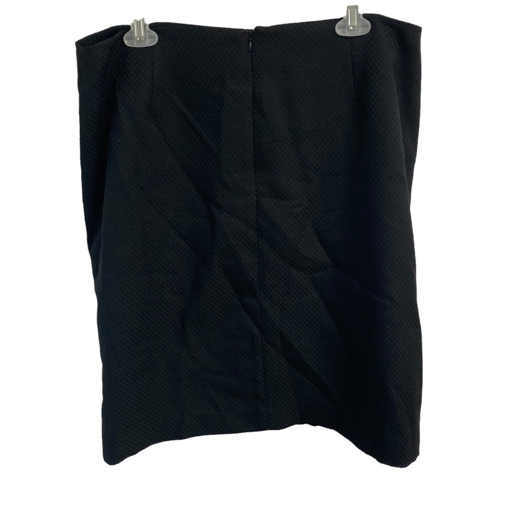 AINSLEY and Aiden black 2 piece skirt set size 16. - Picture 10 of 15